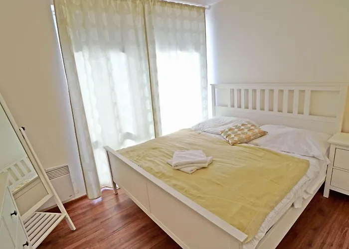 B4 Apollon Appartement Lednice